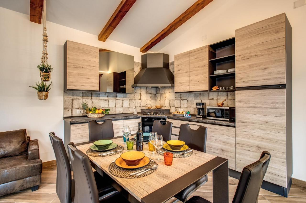Chez Marie' - Modern Apartment In Countryside 索伦托 外观 照片